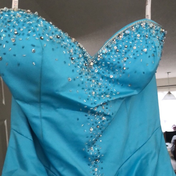 Prom Dress - Picture 5 of 6